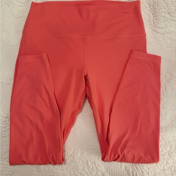 NWOT Lululemon Coral/Salmon Leggings - Picture 2 of 4